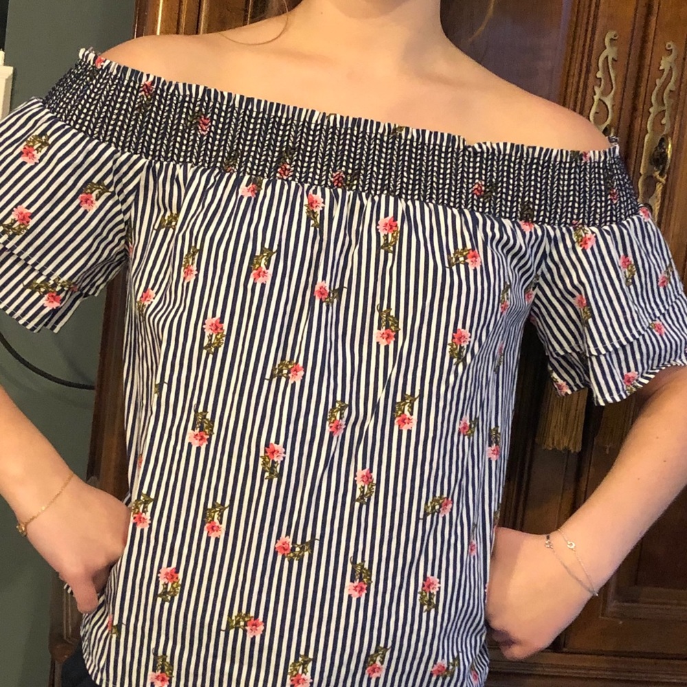 Blue Rain women’s off the shoulder top